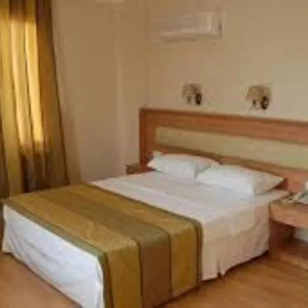 Ebruli Cunda Hotel