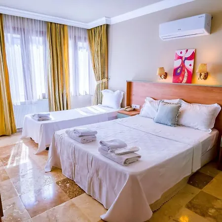 Ebruli Cunda Bed & Breakfast Ayvalı