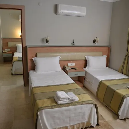 Hotel Ebruli Cunda 4*